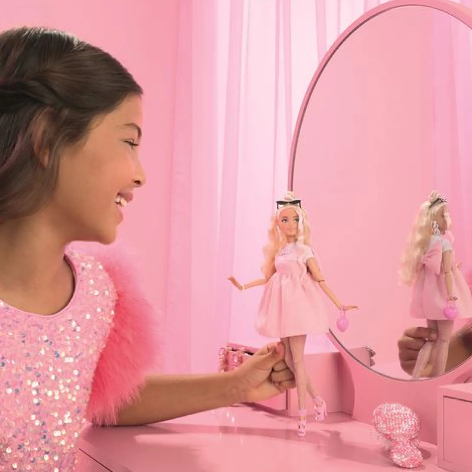 Barbie Sort. Fashionista Deluxe