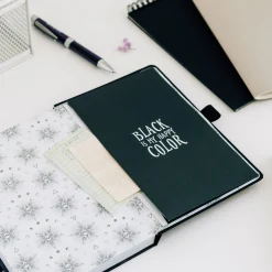 Wednesday Caderno A5 Com Caneta -