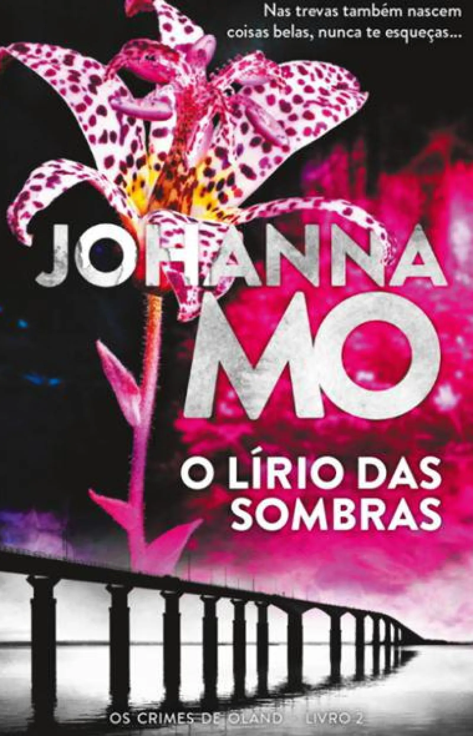Sale Porto Editora O Lírio das Sombras de Johanna Mo